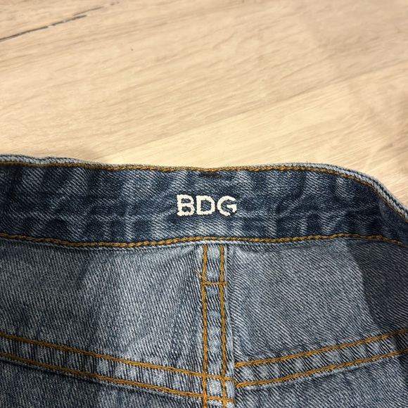 BDG Denim Ripped Shorts Mid Rise Vintage Fit - Picture 4 of 10